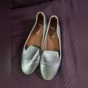 fs/ny ~ Silver Flats ~ French Sole LIKE NEW!